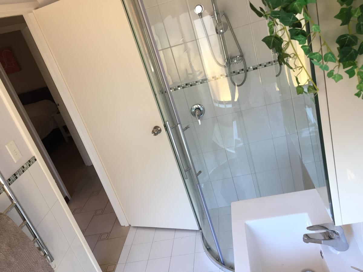 Murdoch Station Bed & Breakfast Perth Bagian luar foto